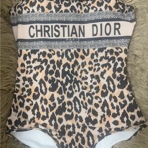 Christian Dior Fashion Leopard Print Top